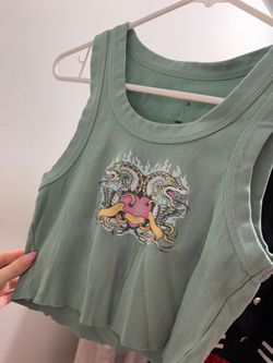 Green pacsun graphic design crop top