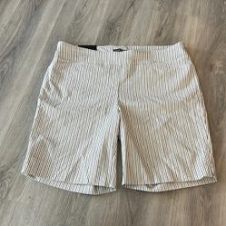 Hilary radley NWT  shorts size 16
