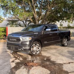 2019 RAM 1500 Limited 