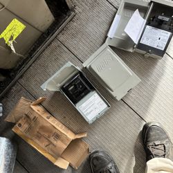 Disconnect Electrical Box