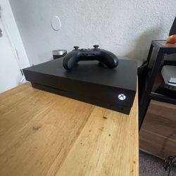 Xbox One X 