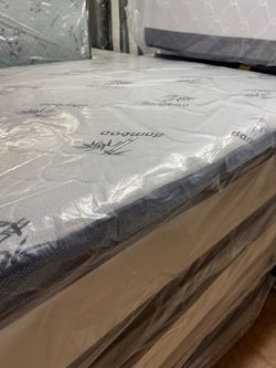 NEW Jumbo Queen Mattress&Box spring Thick & Comfortable