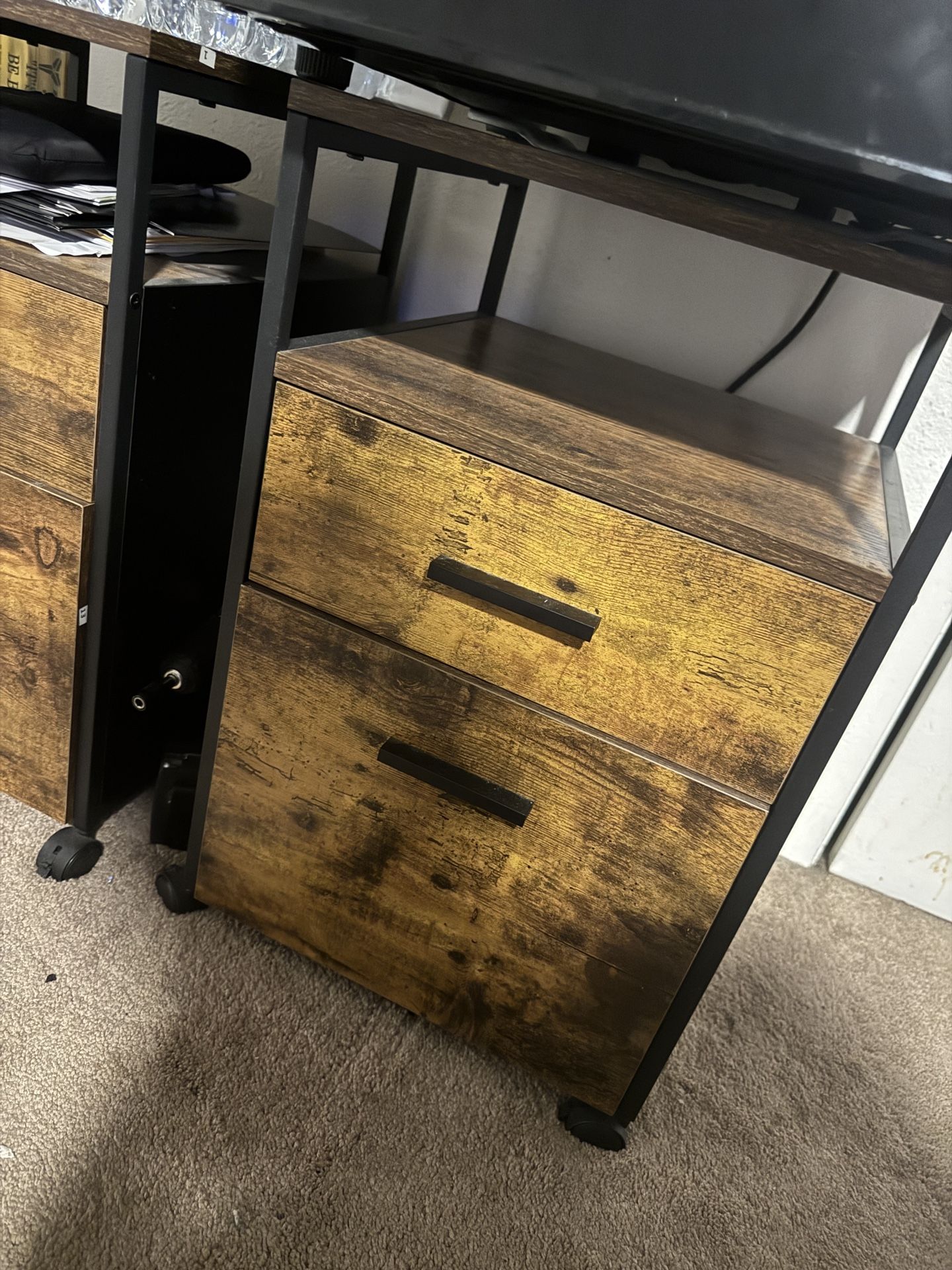 File cabinet/Night stands (2)