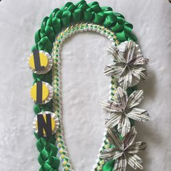 Graduation Ribbon Lei 