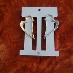 $ 8 Beautiful  Gold And  Silver Heart  Hair Clips Accessories 