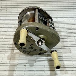 F111- Vintage Ocean City 1600 Fishing Casting Reel USA Made – Anti-Backlash