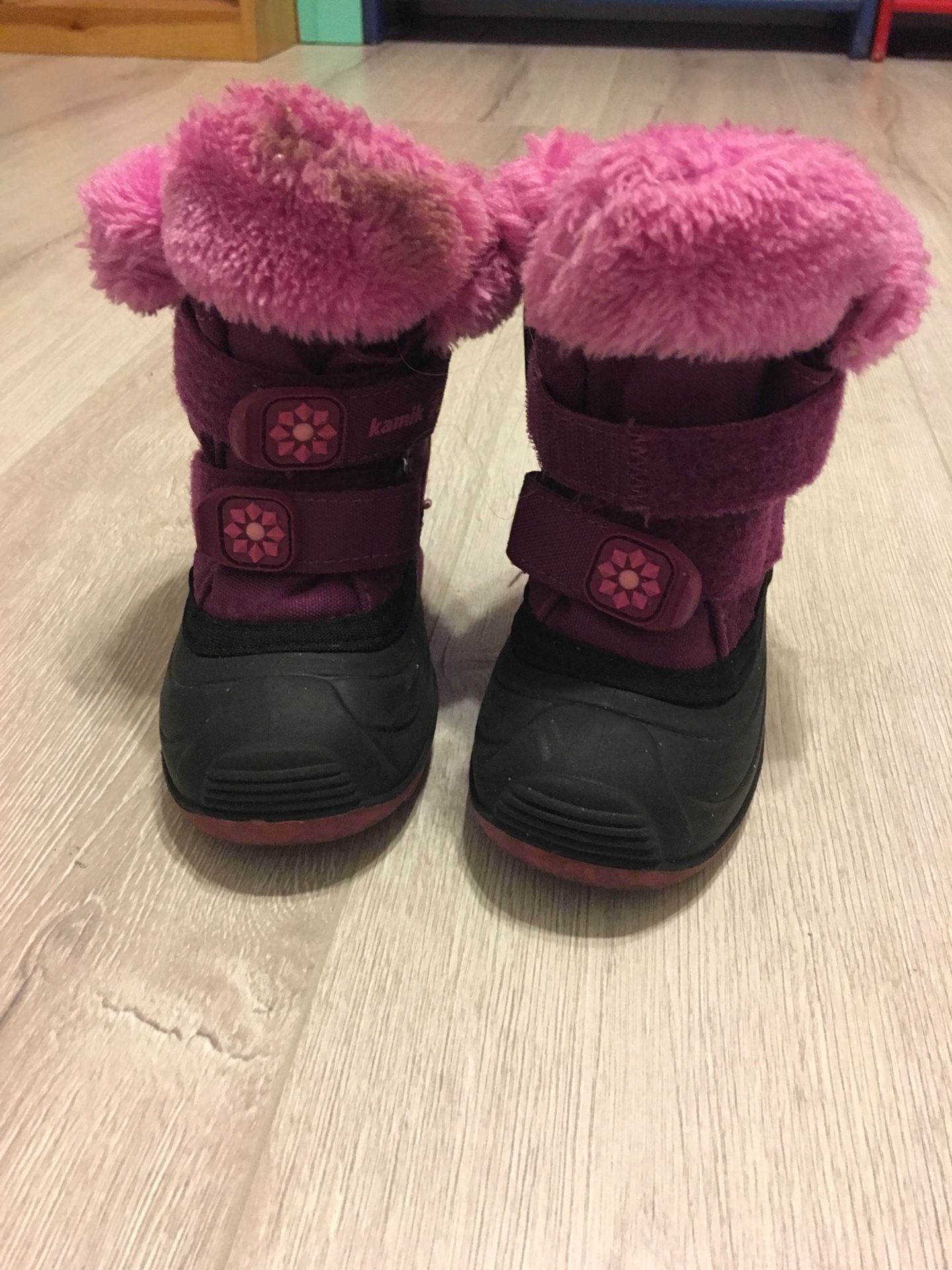 Kamik size 7 (toddler) snow boots