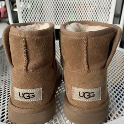 Ugg Mini Boots
