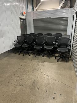 Herman Miller Aeron Chairs Size B Large quantities Available