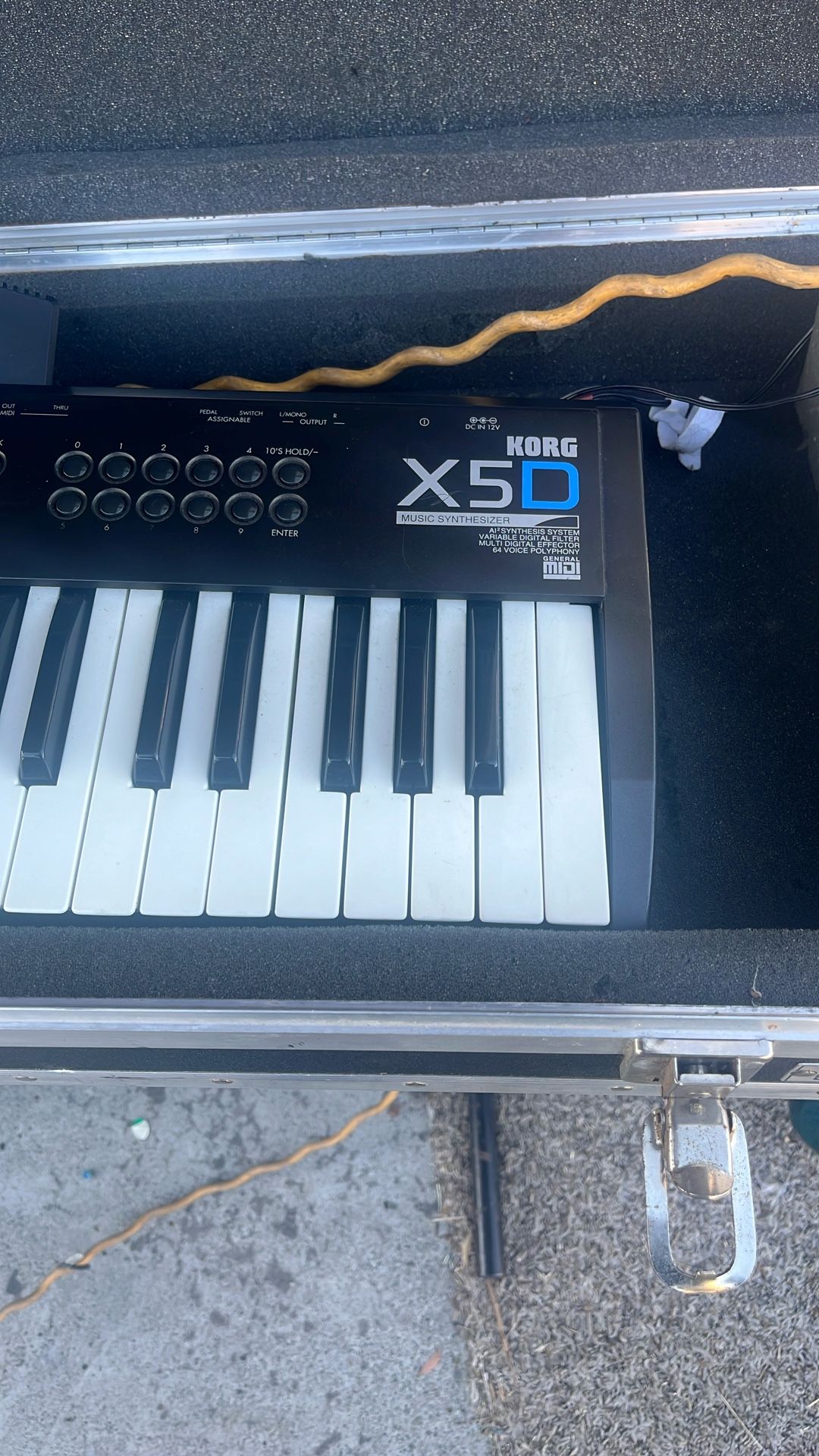 Korg X5D