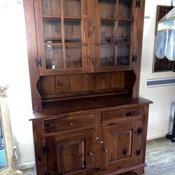 Wooden Vitrina/Hutch