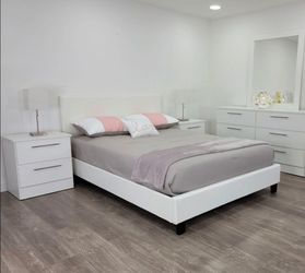 Bedroom Set - Juego de cuarto