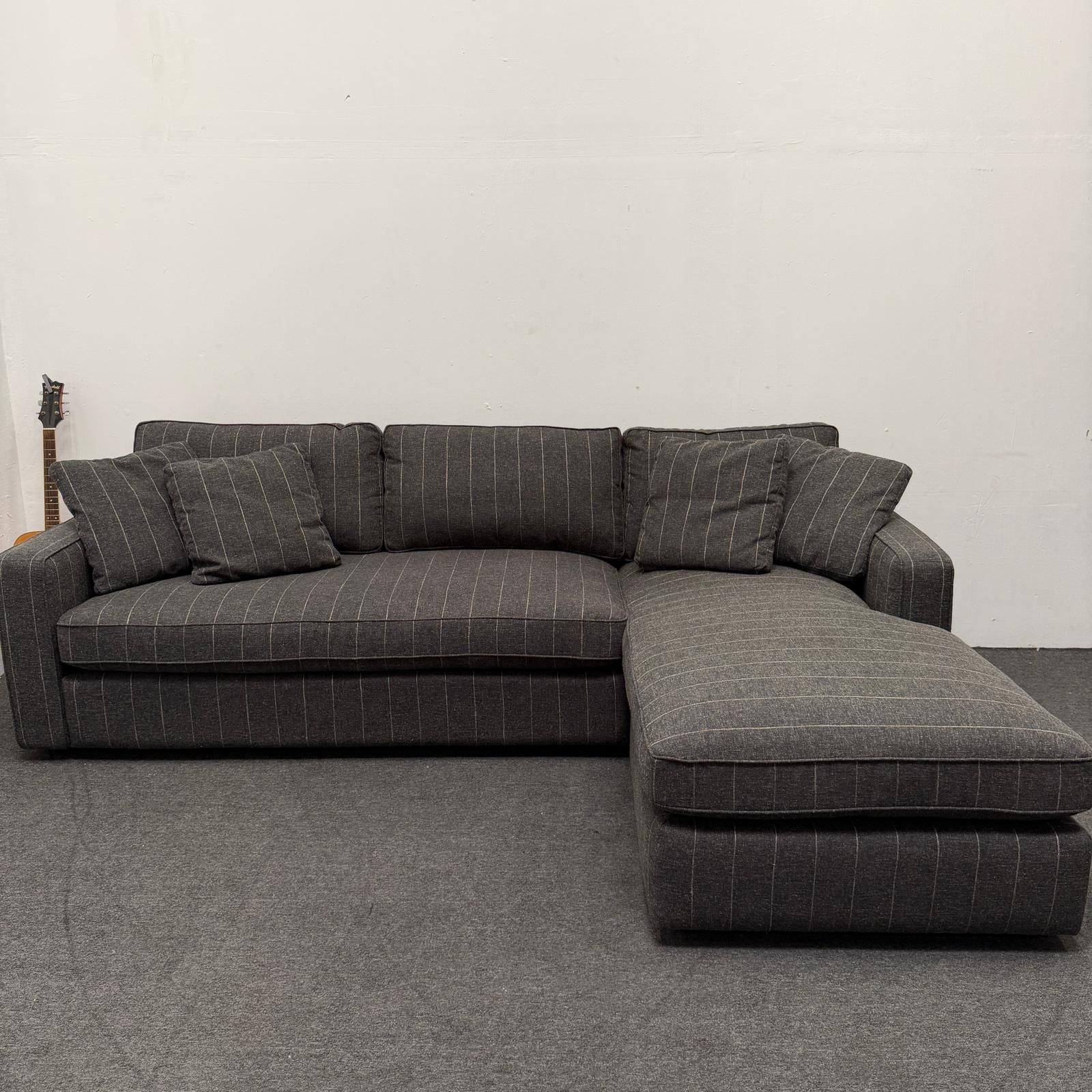 *Brand New* James 3-Seat Right Chaise Sectional in Raven Stripe Fabric (50% OFF) Open Box, Delivery