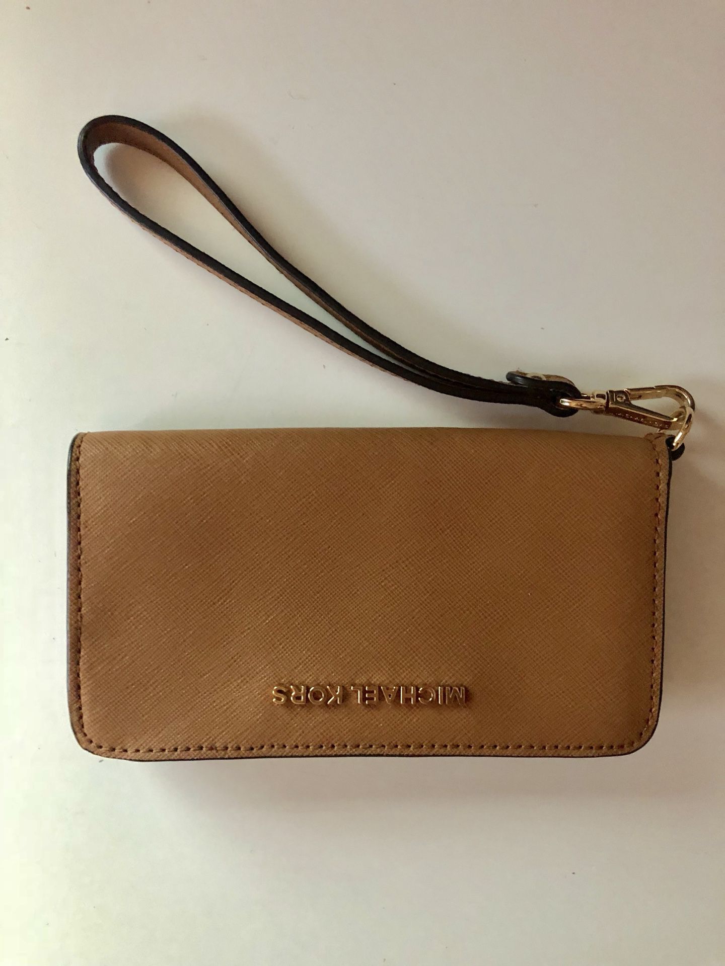 Michael Kors Mercer leather wristlet phone wallet