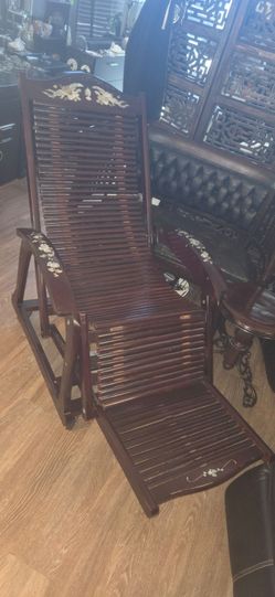 ANTIQUE ROSEWOOD MOTHER OF PEARL INLAY RECLINER