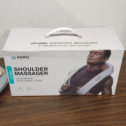 NAIPO OCUDDLE™ SHOULDER MASSAGER ADJUSTABLE HEAT oCuddle-C1

