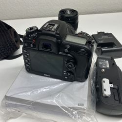 Nikon Nikor D7100 Mirror Camera And Accessories. Lens Wi-Fi Battery Grip Manuals