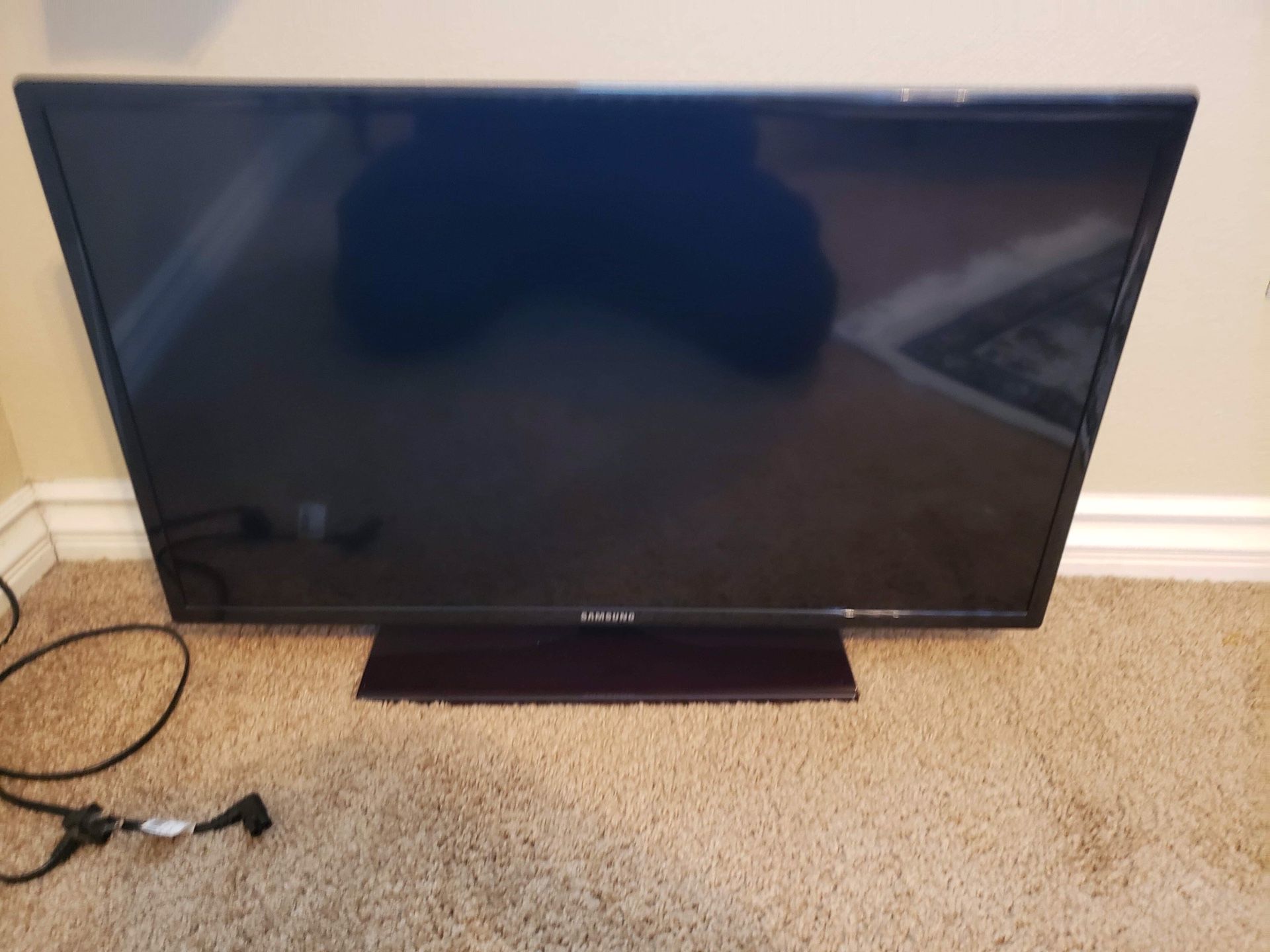 Samsung 30” Inch LED Flat Screen TV