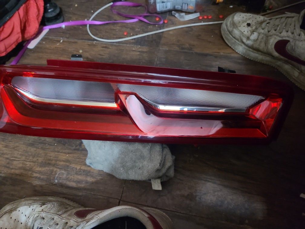 2016-2018 Chevrolet Camaro -Tail Lights, with Bulb, Halogen/LED, Clear and Red Lens