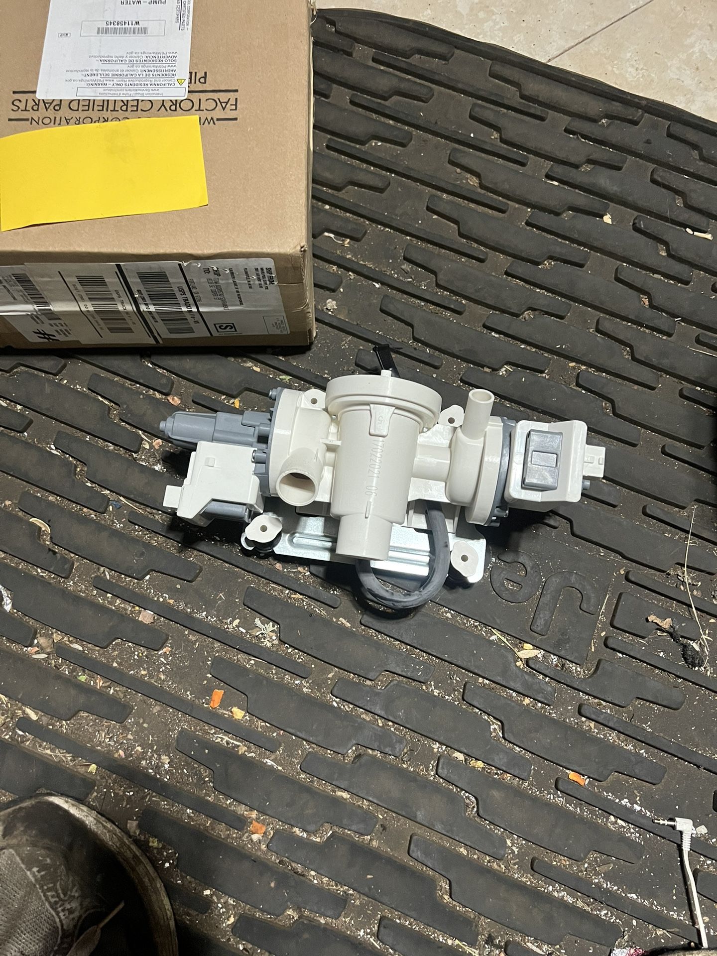 New Whirlpool Maytag Washer Water Drain Pump W11458345, W10918608, W11316609