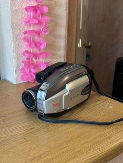 Panasonic Palmcorder VHS-C NV-VJ62PN Camcorder
