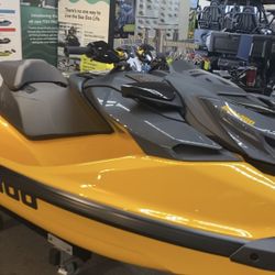 2021 Sea-Doo RXP Jet ski