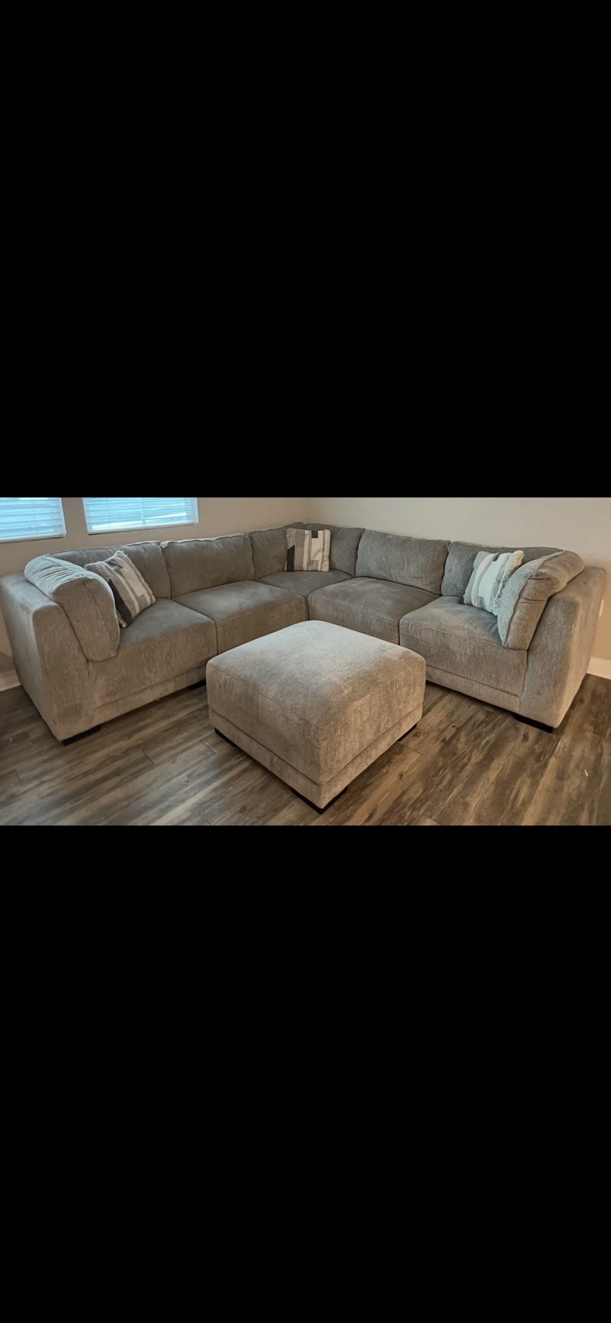Gray 6 Piece Modular Sectional Couch