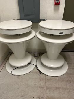Nail salon dryers