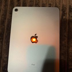iPad 10th Gen (64 GB WI-FI ONLY)