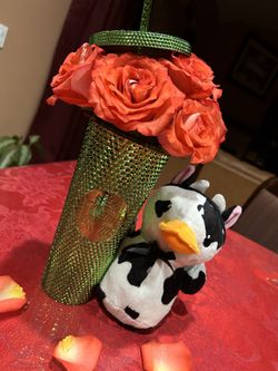 Starbucks Cup flower arrangement 💚