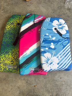 3 Boogie boards