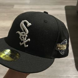 Black New Era Fitted Hat , Size 7-1/8