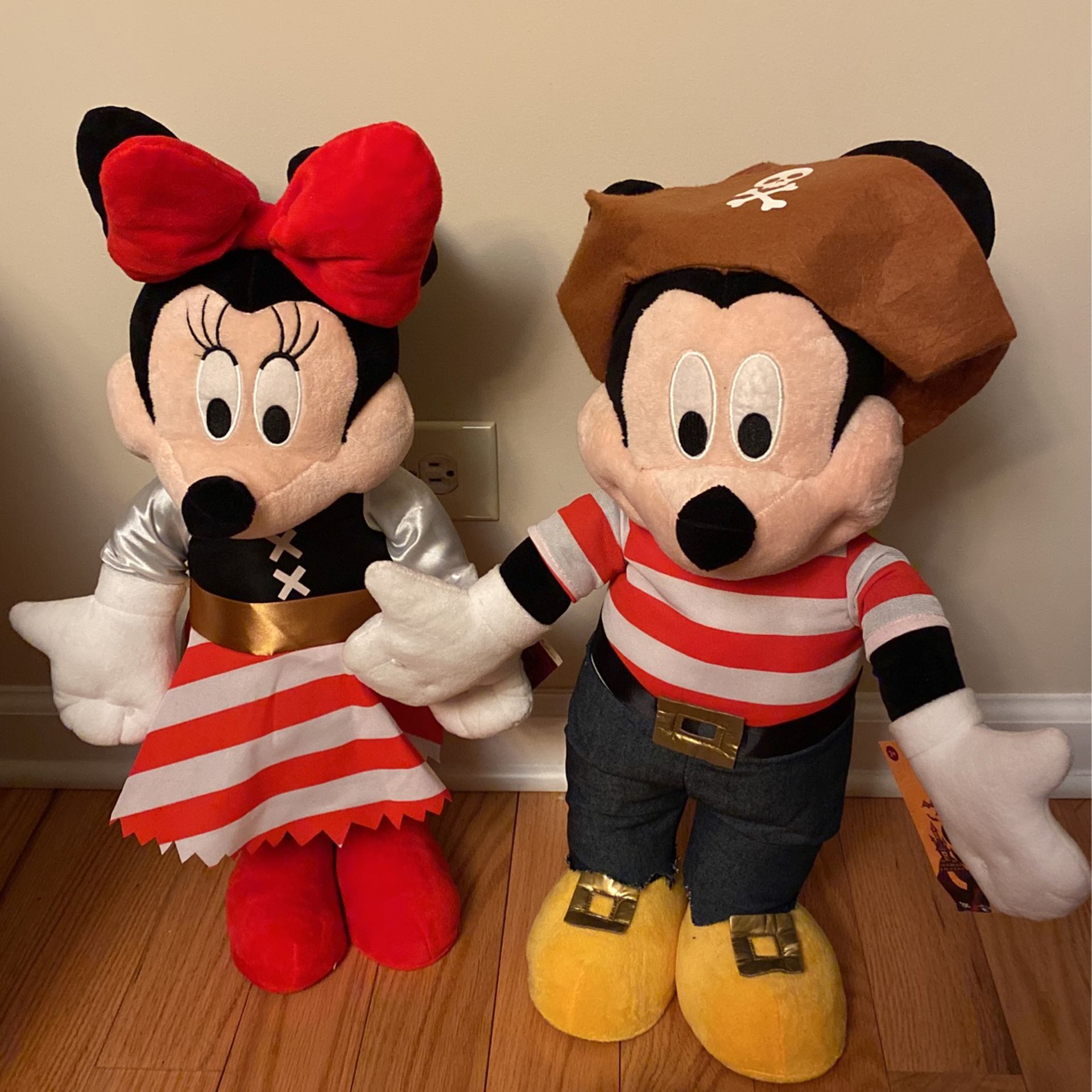 NWT Disney Minnie & Mickey Halloween Decor