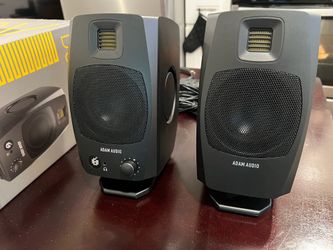ADAM Audio D3V Desktop Monitors
