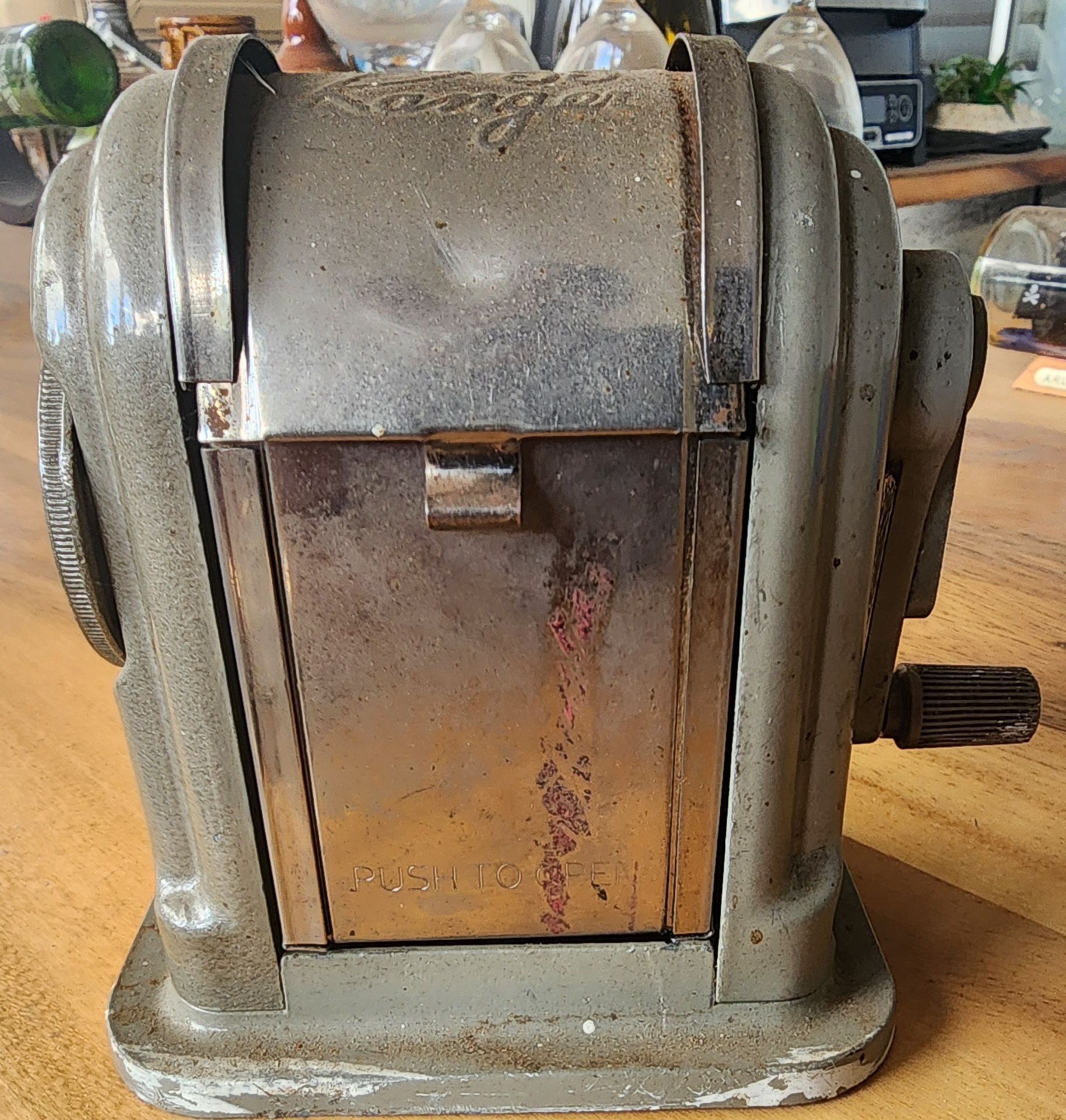 Vintage BOSTON Ranger 55 manual crank pencil sharpener.