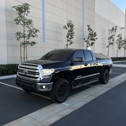 2016 Toyota Tundra SR5