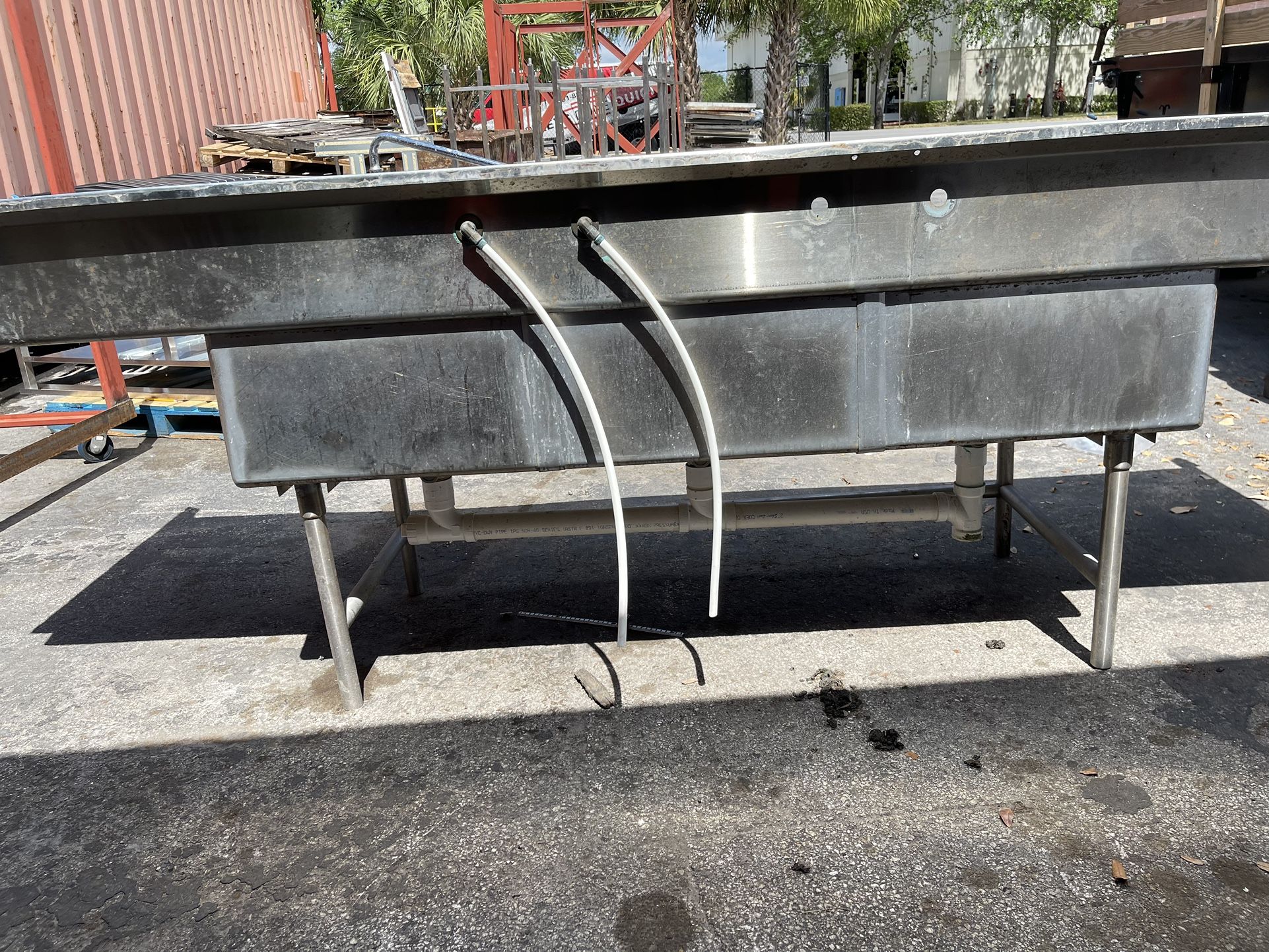 Large Commercial Grade 3 Compartment Sink With 2 Drain Boards