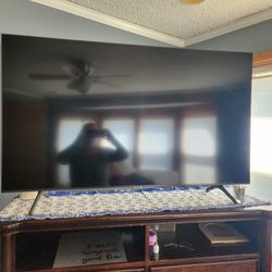 55 Samsung Smart TV With Sound Bar
