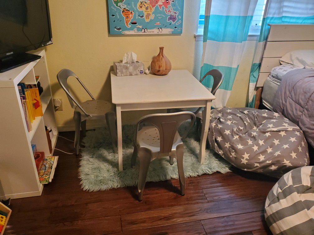 Kids table and chairs.