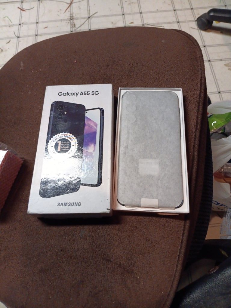 225 Obo Galaxy A55 5G Unlocked 256GB BRAND NEW