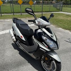 Scooter Moped 150cc 2022 Runs Great Title In Hands 