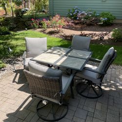 Outdoor Wicker Swivel Rocker Dining Chairs, Set of 4, Gray