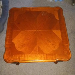 Mahogany End Table/Side Table 
