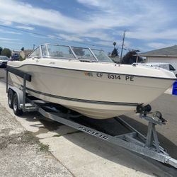 SeaSwirl Striper DC 21'