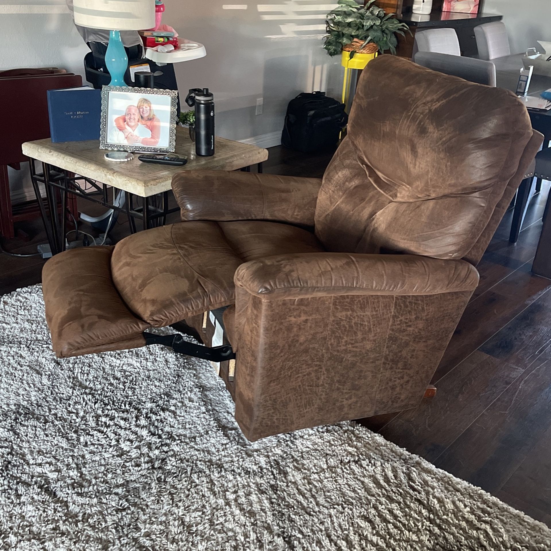 Lazy Boy furniture for Sale in Anaheim, CA OfferUp