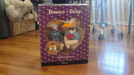 Disney Store Donald and Daisy Duck Commemorative Plush Doll Set