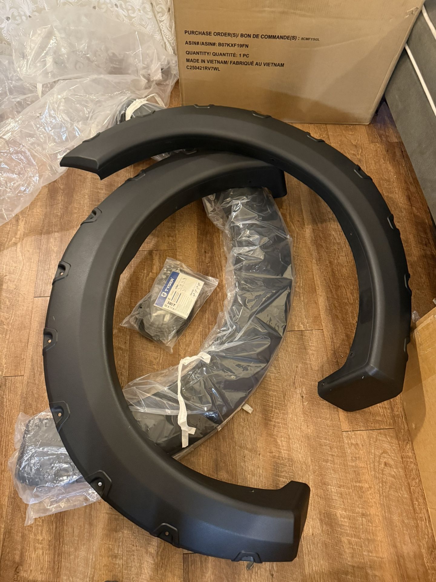 Fender Flares Kit Compatible with 2019-2024 Chevy Silverado 1500