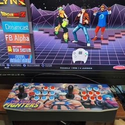 Multi-game arcade board includes 15,000 retro video games
