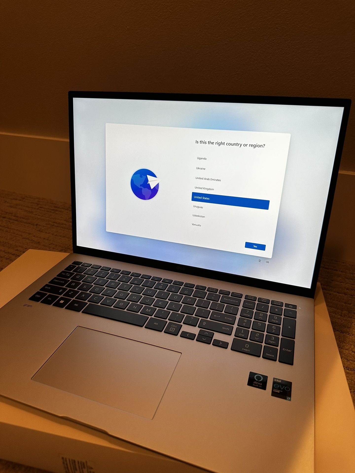 LG gram 17 Intel Evo Platform Laptop - 11th Gen Intel Core i7-1195G7 - 2560 x 1600 - Windows 11