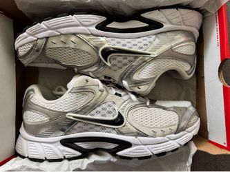 Nike Sneakers V5 RNR